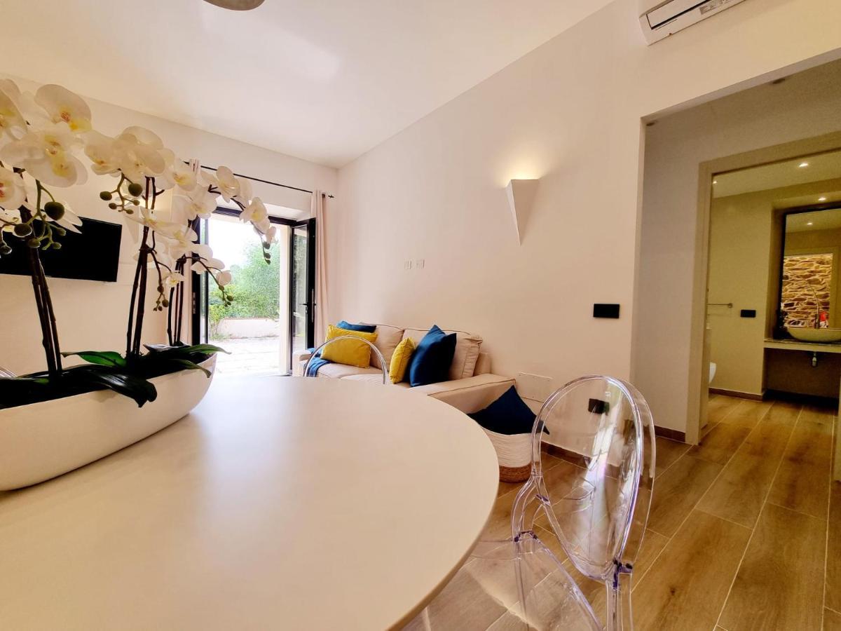 Apartament Stazzo San Teodoro Il Ginepro Piscina Condivisa Zewnętrze zdjęcie